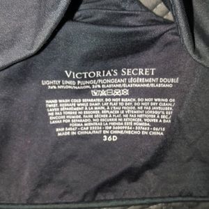 Victoria's Secret Intimates & Sleepwear - Victoria’s Secret lightly lined 36D bra. Gray. Victoria's Secret Intimates & Sleepwear - Victoria’s Secret lightly lined 36D bra. Gray.